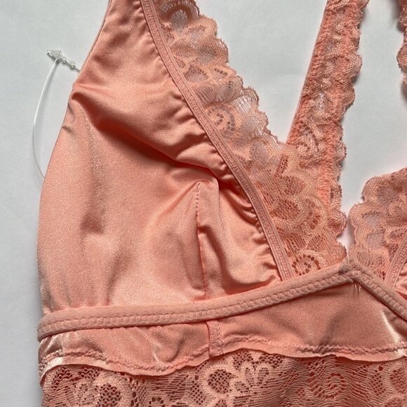 Aerie Lace Razorback Coral Bralette NWOT - Picture 5 of 8